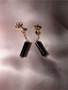 Bernard K. Passman Dainty 1 Bead 14k Black Coral Earrings